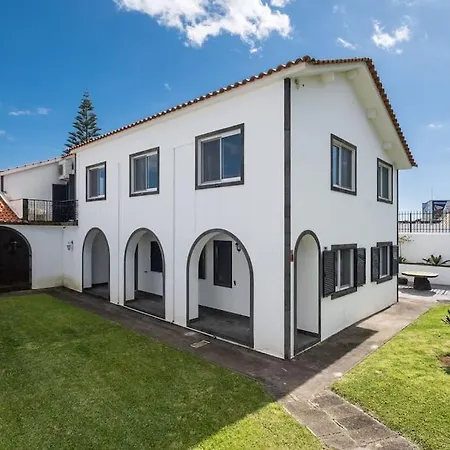 بيت للعطل Sea Avenue Palace *