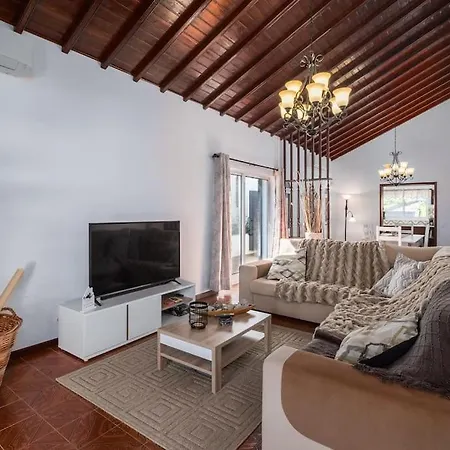 Sea Avenue Palace بيت للعطل Ponta Delgada