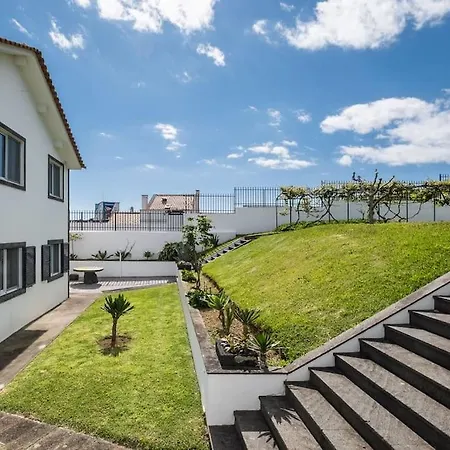 Hébergement de vacances Sea Avenue Palace *