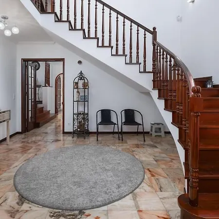 بيت للعطل Sea Avenue Palace *