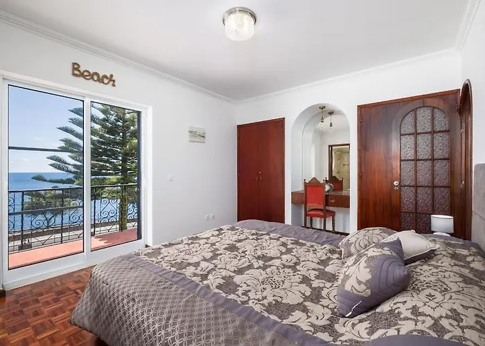 Sea Avenue Palace בית נופש *